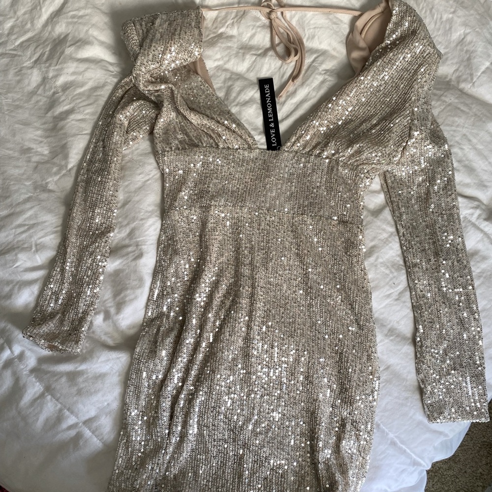 Condition: brand new, never worn